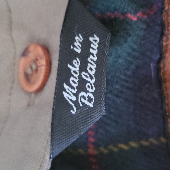 Out Brook Vintage brown trench coat with removable plaid flannel lining - Picture 12 of 12